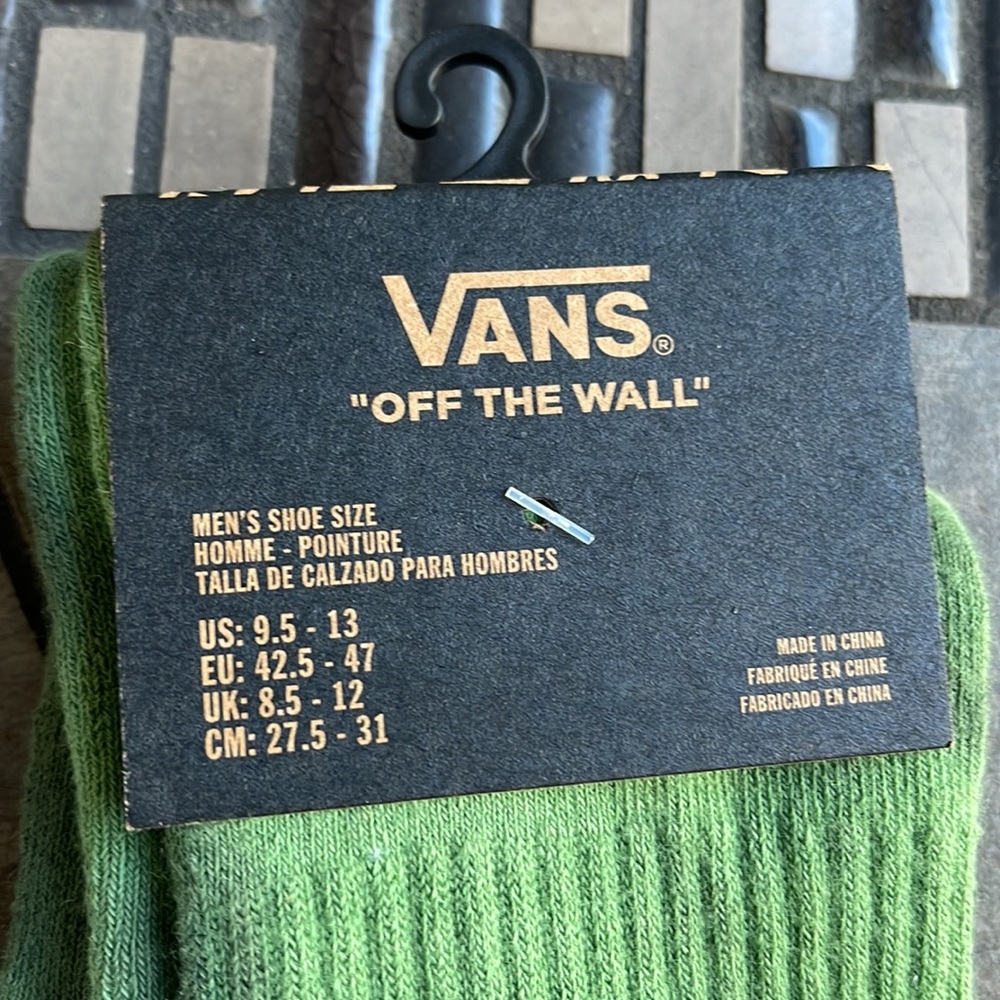 VANS “Off The Wall” Men’s socks - Picture 2 of 16
